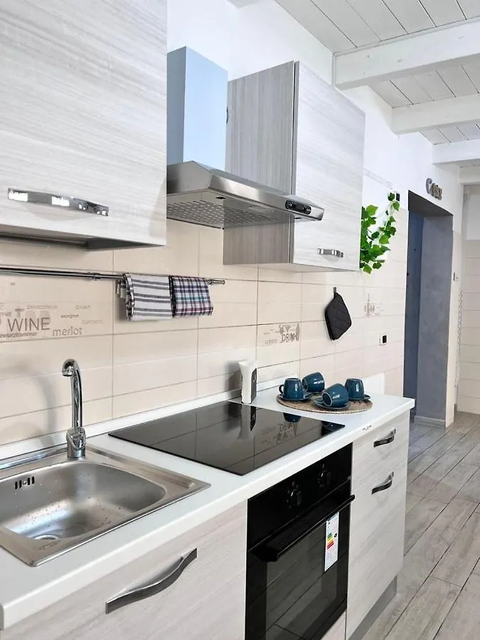 Lady Luxury Apartment Бари Италия