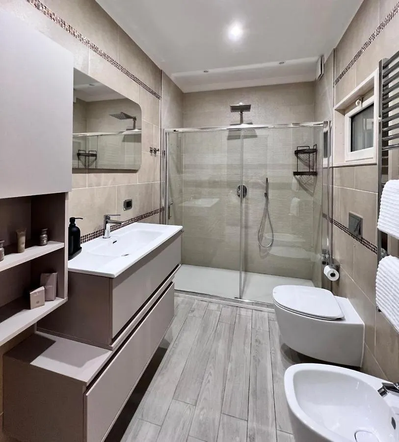 Lady Luxury Apartment Бари Италия