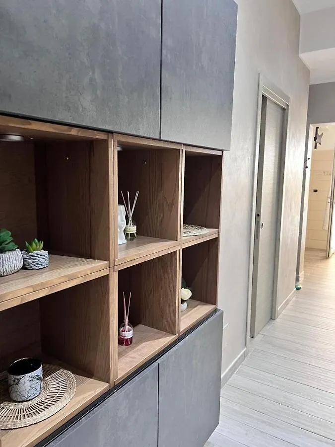 Lady Luxury Apartment Bari 0*,  Italy